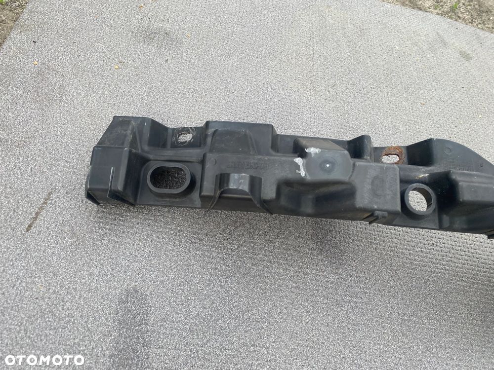 ŚLIZG MOCOWANIE ZDERZAKA PRAWY PRZÓD RENAULT LAGUNA III 3 622220007 - 2