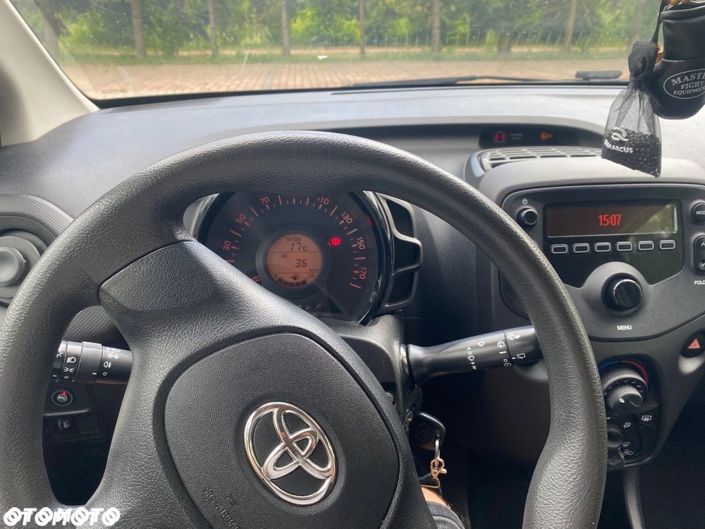 Toyota Aygo - 10