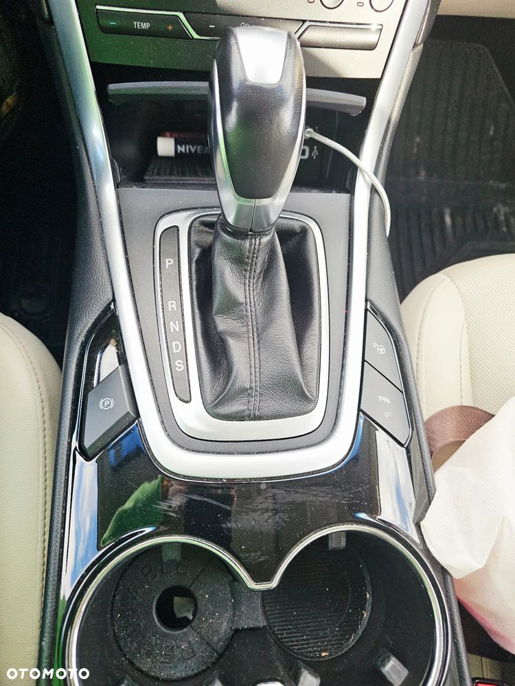 Ford Edge - 6