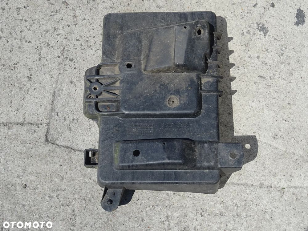 PODSTAWA AKUMULATORA OBUDOWA OPEL ZAFIRA B A ASTRA H G - 4