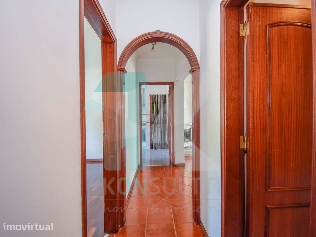 Apartamento T2 com Garagem para Venda - Outeiro de Polima - São Dom... - Grande imagem: 5/22
