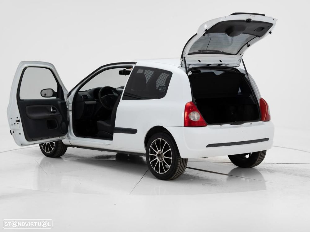 Renault Clio Van - 5