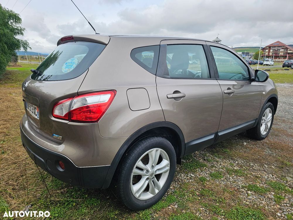 Nissan Qashqai 1.5 DCI N-Connecta - 22