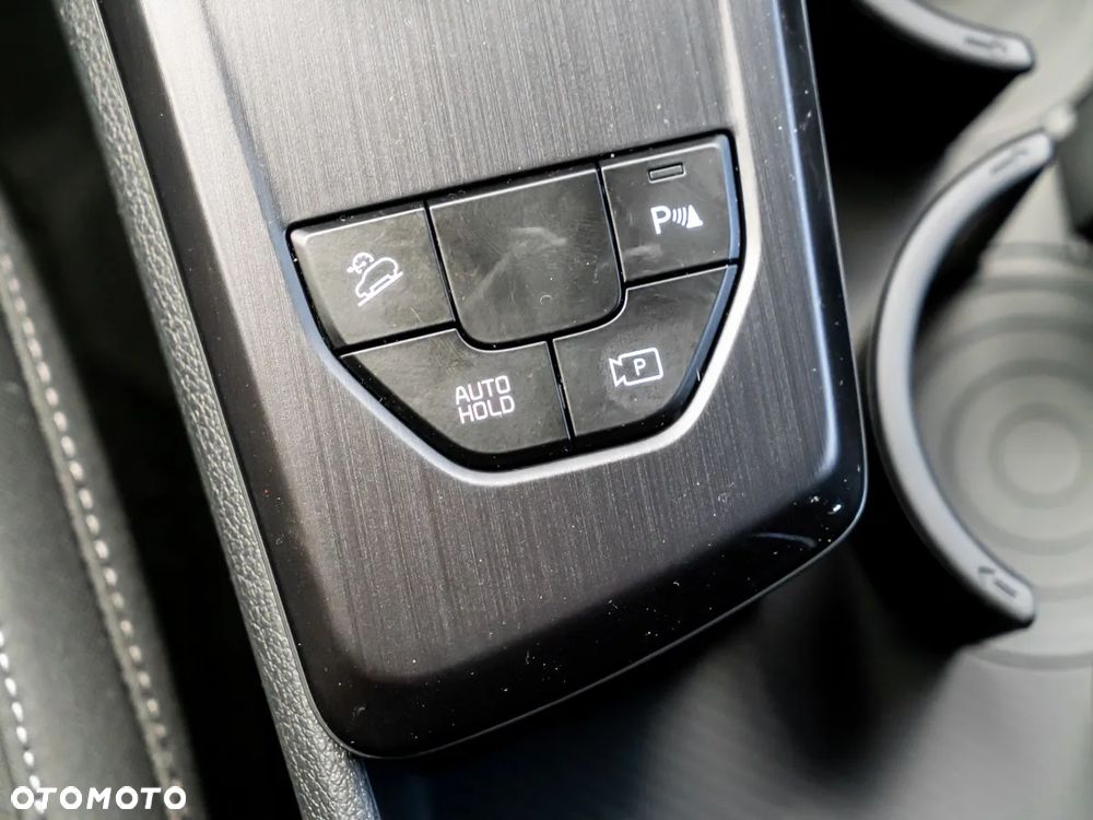 Kia Sportage 1.6 T-GDI HEV M 2WD - 29