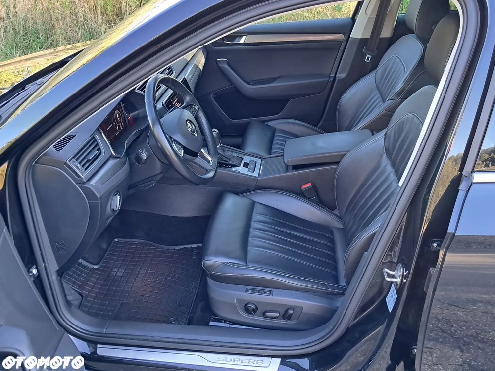 Skoda Superb 2.0 TDI DSG Ambition - 12