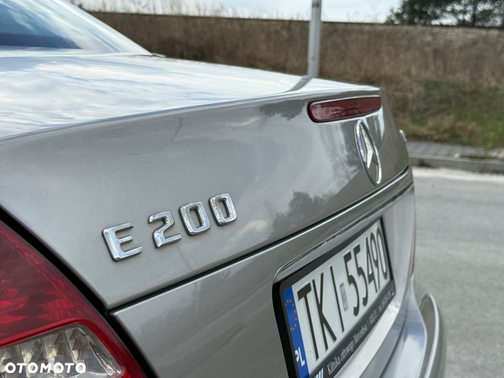 Mercedes-Benz Klasa E 200 CDI Classic - 30