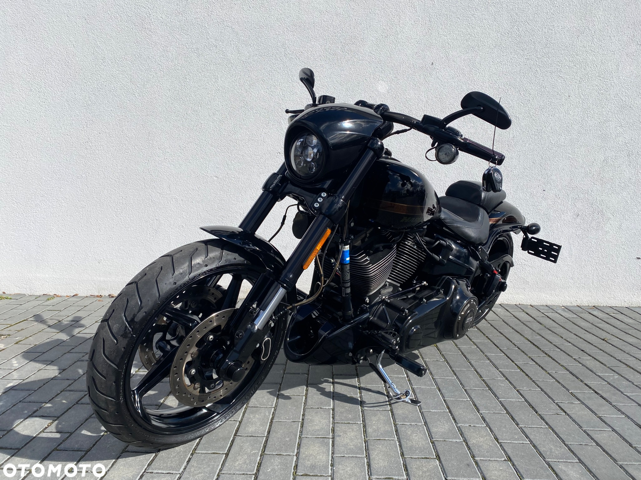 Harley-Davidson FXSB Breakout - 11