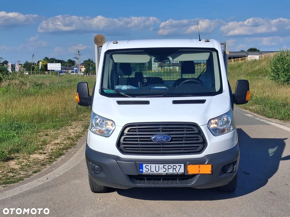Ford Transit - 1
