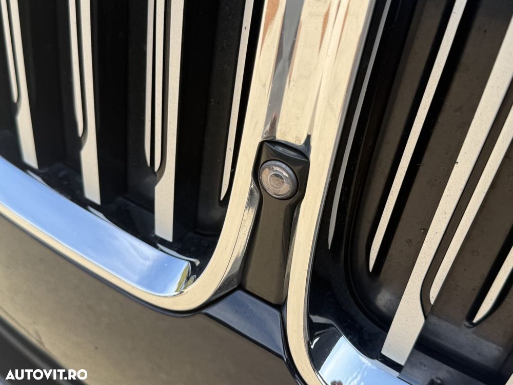 BMW Seria 7 745e - 12