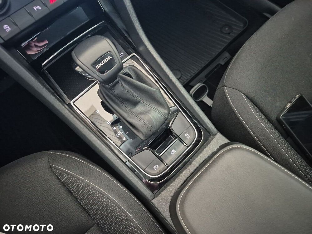 Skoda Karoq 1.5 TSI ACT Selection DSG - 21