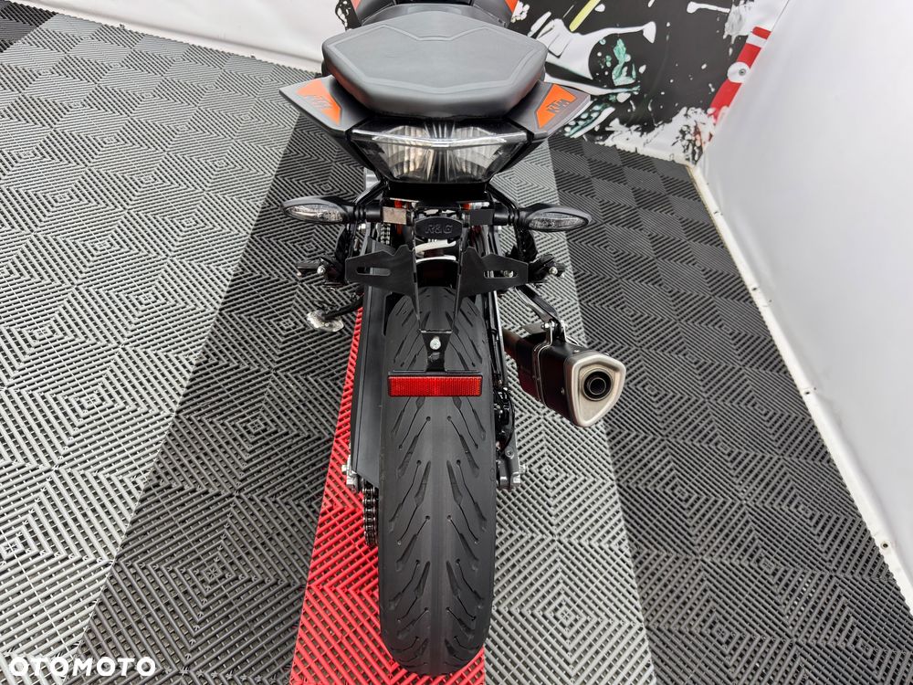 KTM Duke - 19