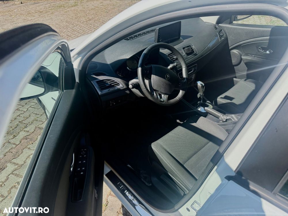 Renault Megane ENERGY dCi 110 EDC LIMITED - 24