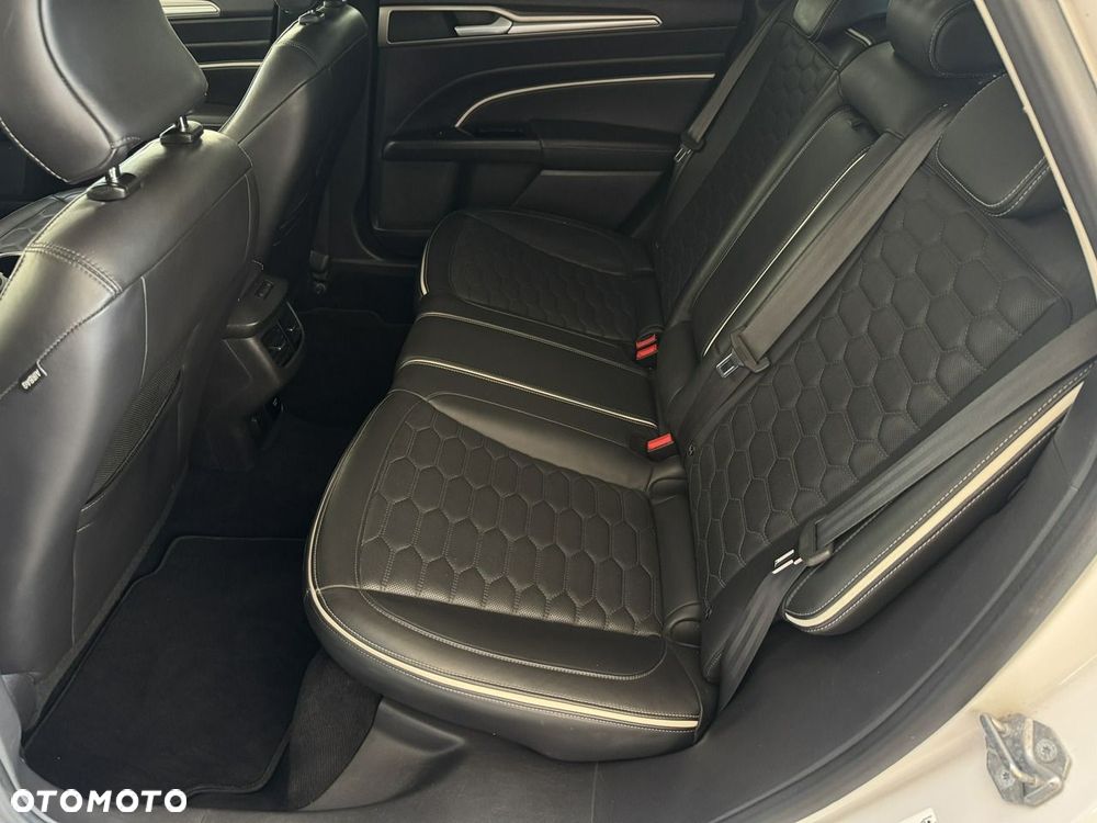 Ford Mondeo Vignale 2.0 TDCi PowerShift - 21
