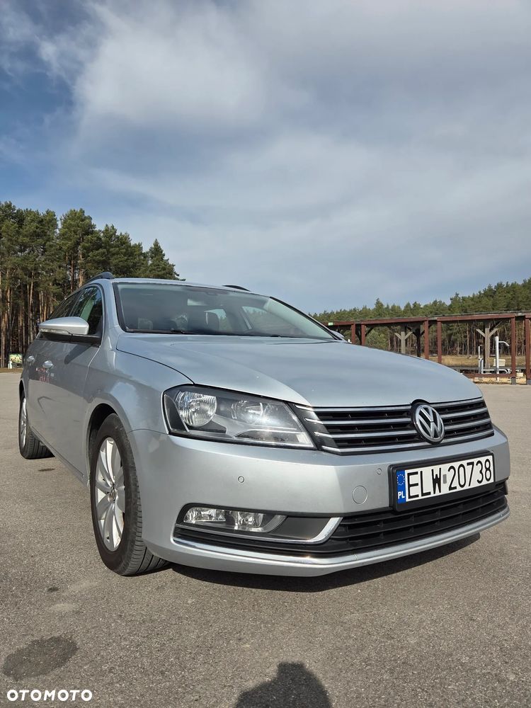 Volkswagen Passat 2.0 TDI Highline DSG - 2