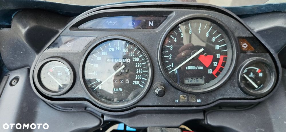 Kawasaki GPZ - 7