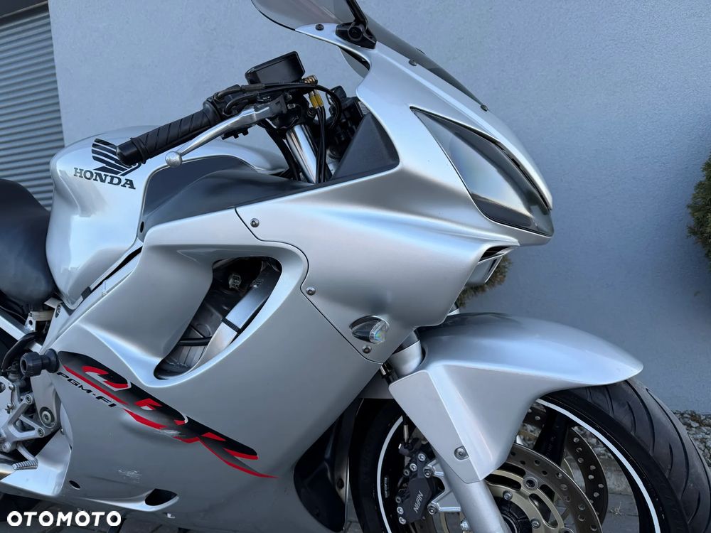 Honda CBR - 12