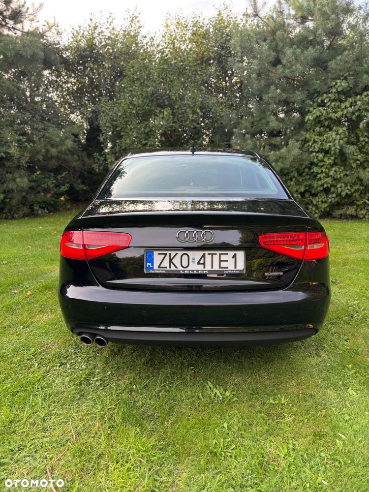 Audi A4 Limousine - 3