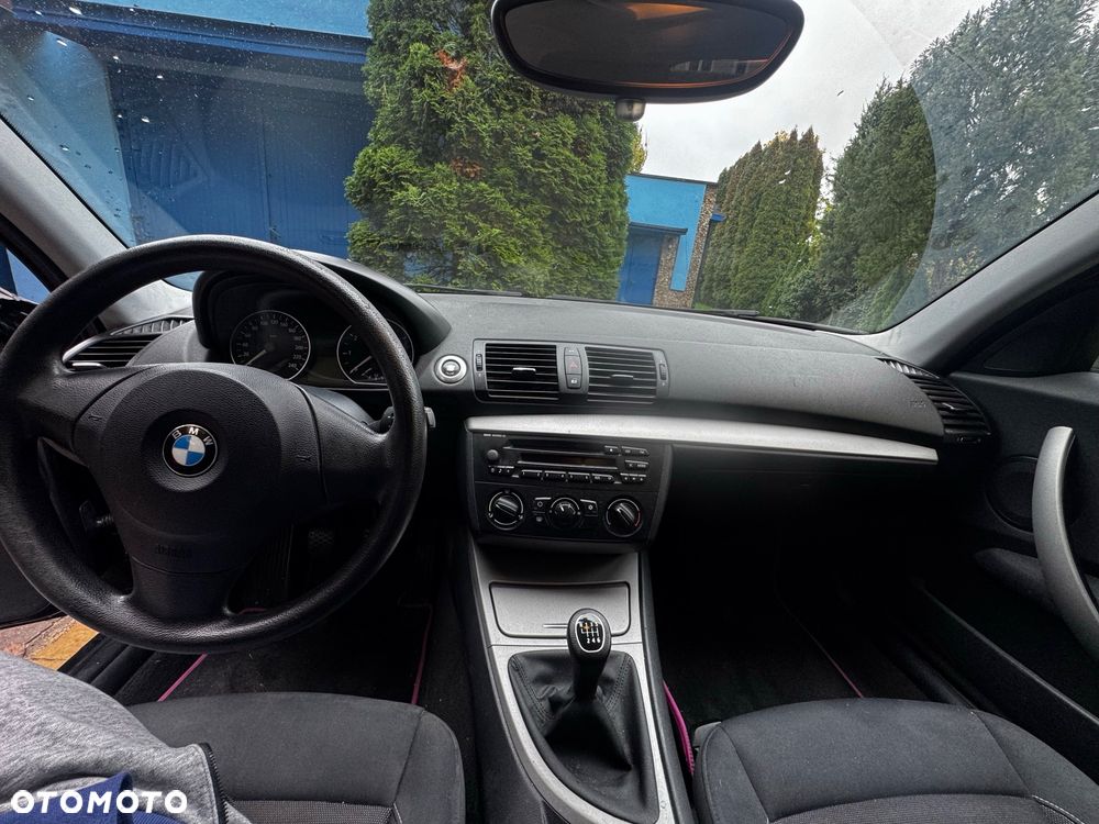 BMW Seria 1 116i - 8
