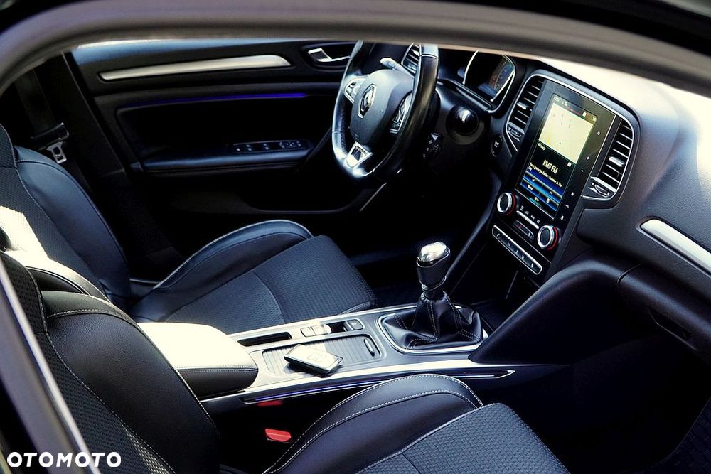 Renault Megane ENERGY dCi 130 BOSE EDITION - 32
