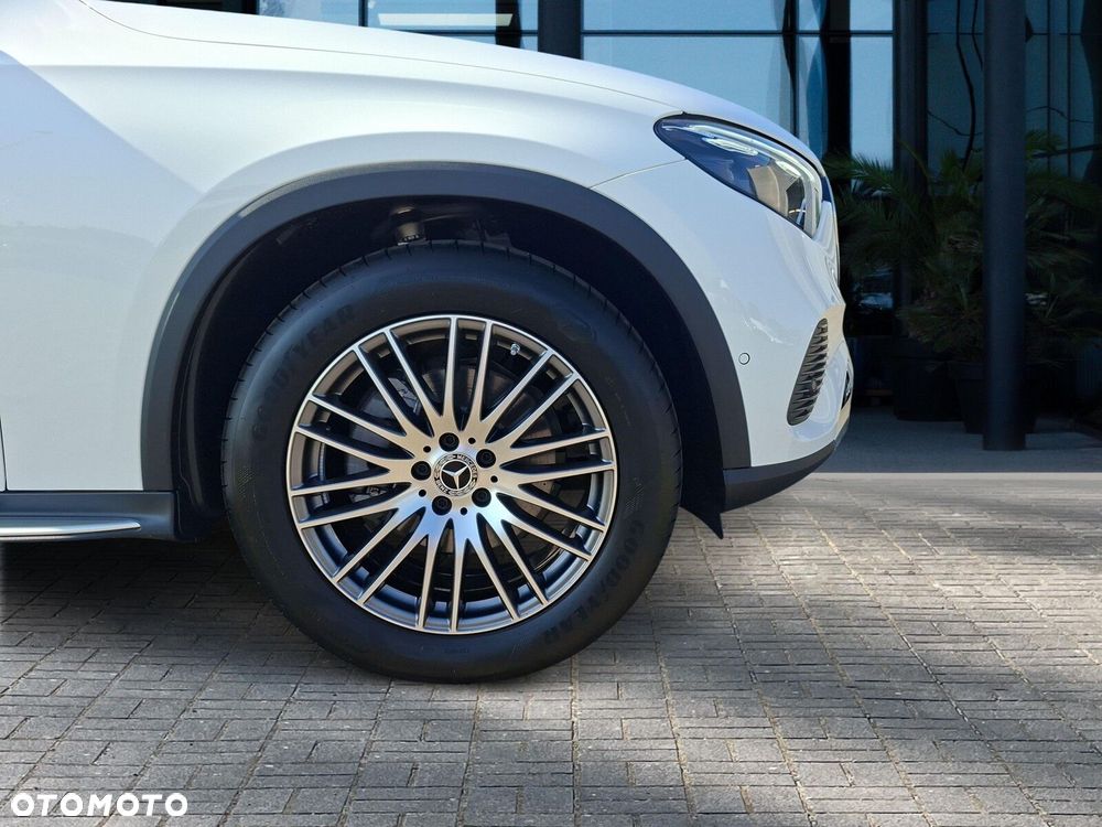 Mercedes-Benz GLC - 10