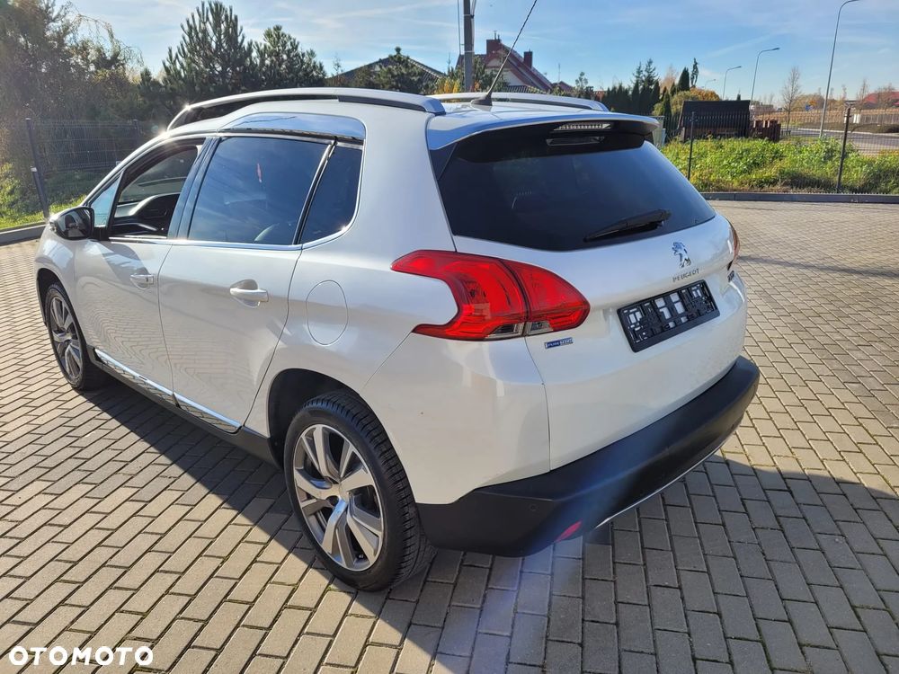 Peugeot 2008 PureTech 130 GPF Stop&Start Signature - 6