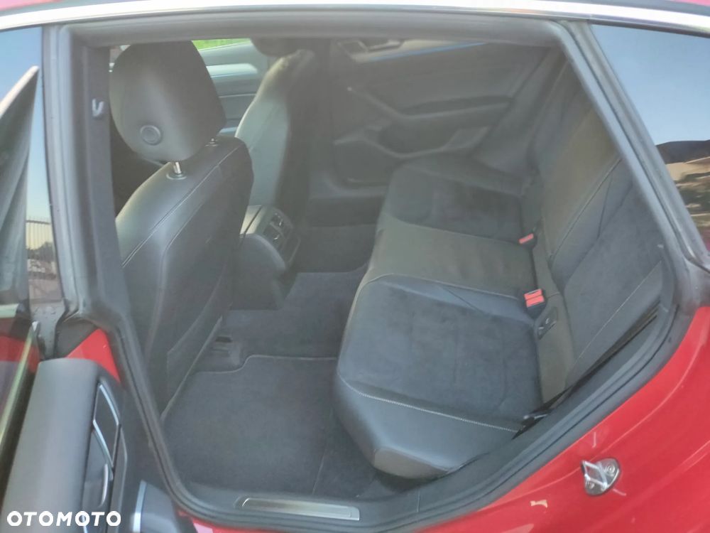 Volkswagen Arteon 2.0 TDI 4Motion SCR R-Line Edition DSG - 10