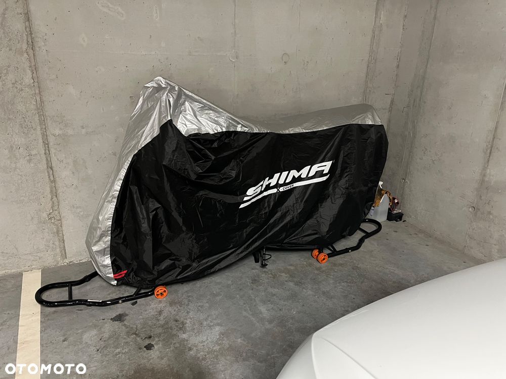 Honda CBR - 12