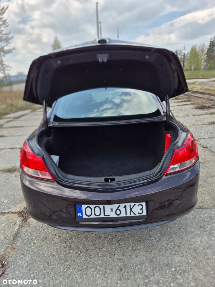 Opel Insignia 1.8 - 15