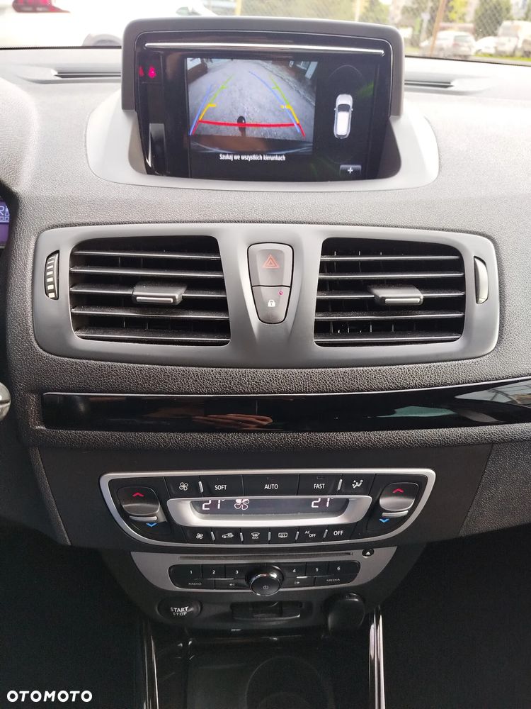 Renault Megane ENERGY TCe 130 EDC BOSE EDITION - 6