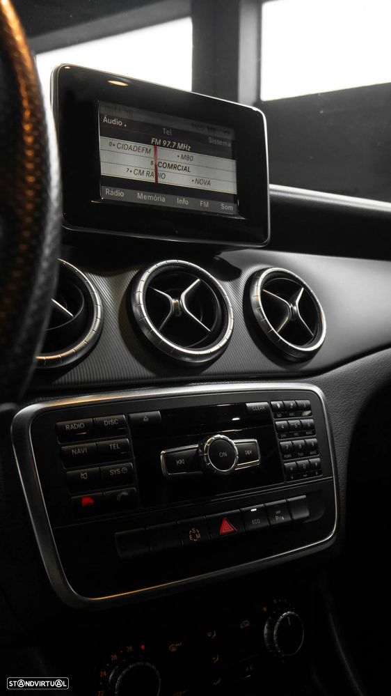 Mercedes-Benz CLA 200 - 17