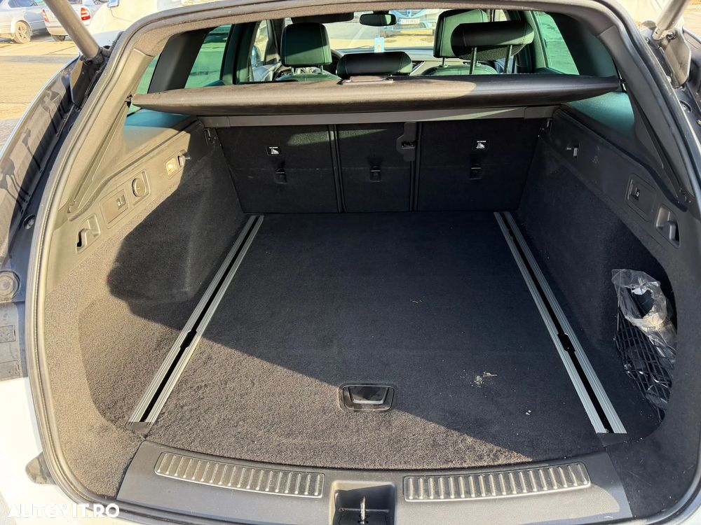 Opel Insignia 2.0 Direct InjectionTurbo Aut GSI - 10