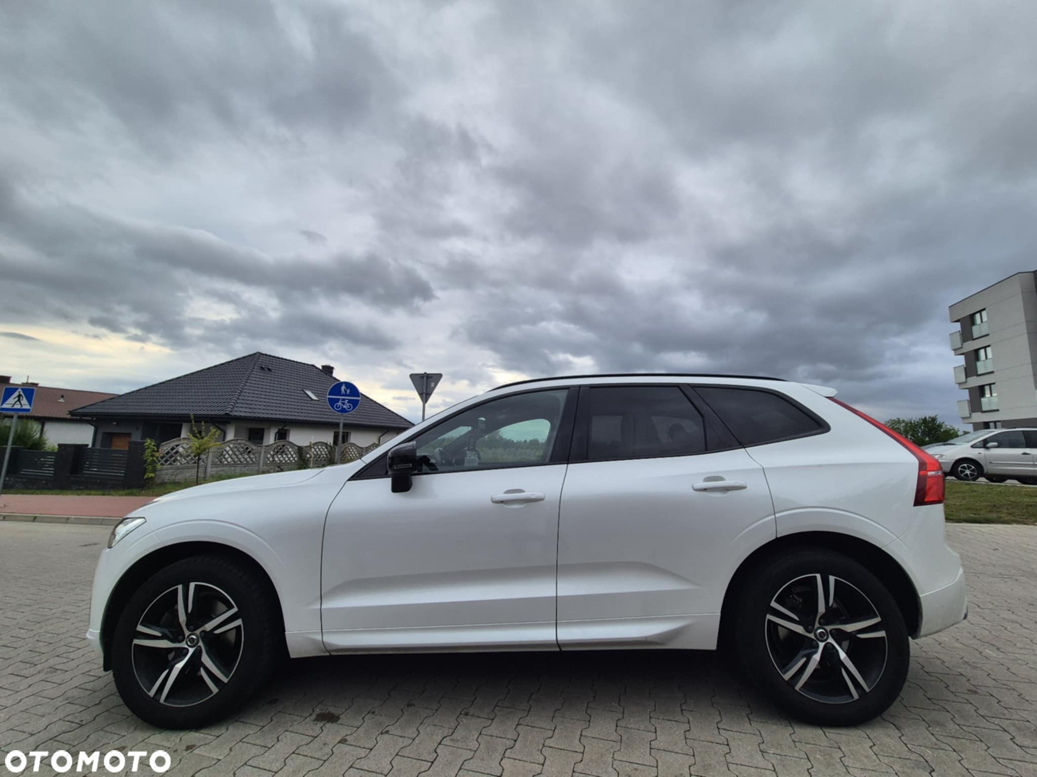 Volvo XC 60 B4 B Geartronic RDesign - 10