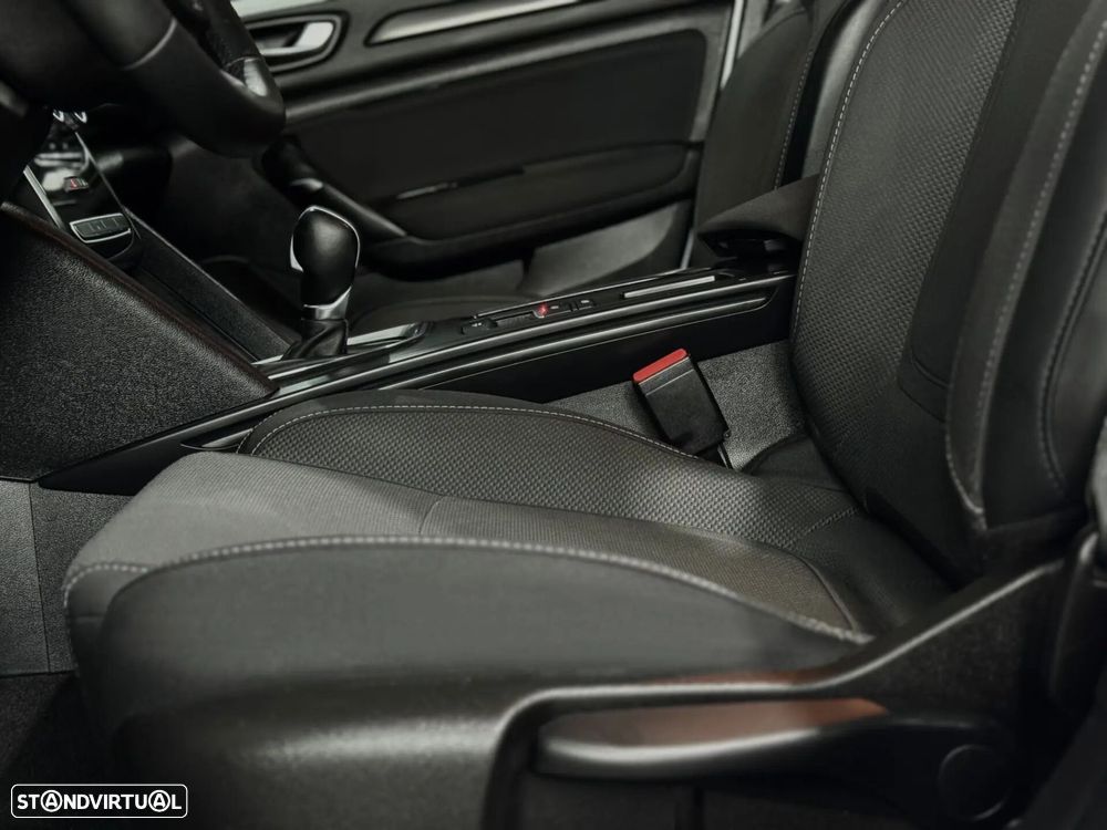 Renault Mégane E-Tech - 7