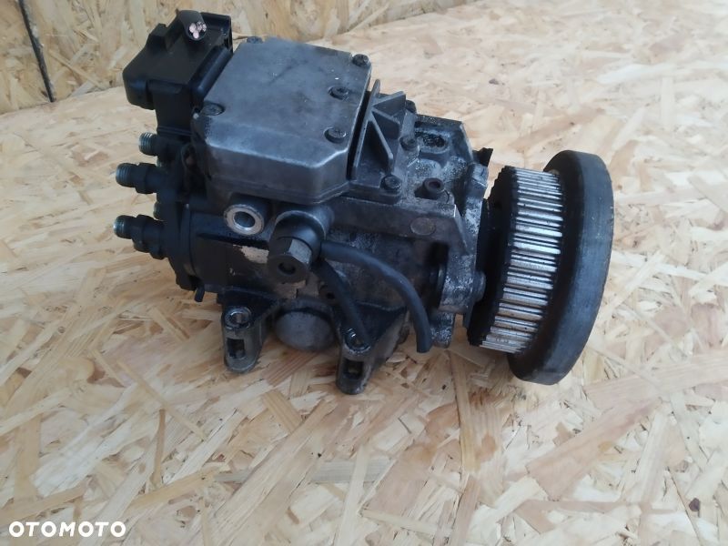 POMPA WTRYSKOWA AUDI A4 A6 2.5 TDI V6 0281010888 - 1