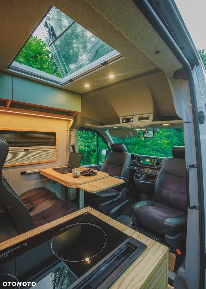 Volkswagen Crafter campervan - 27