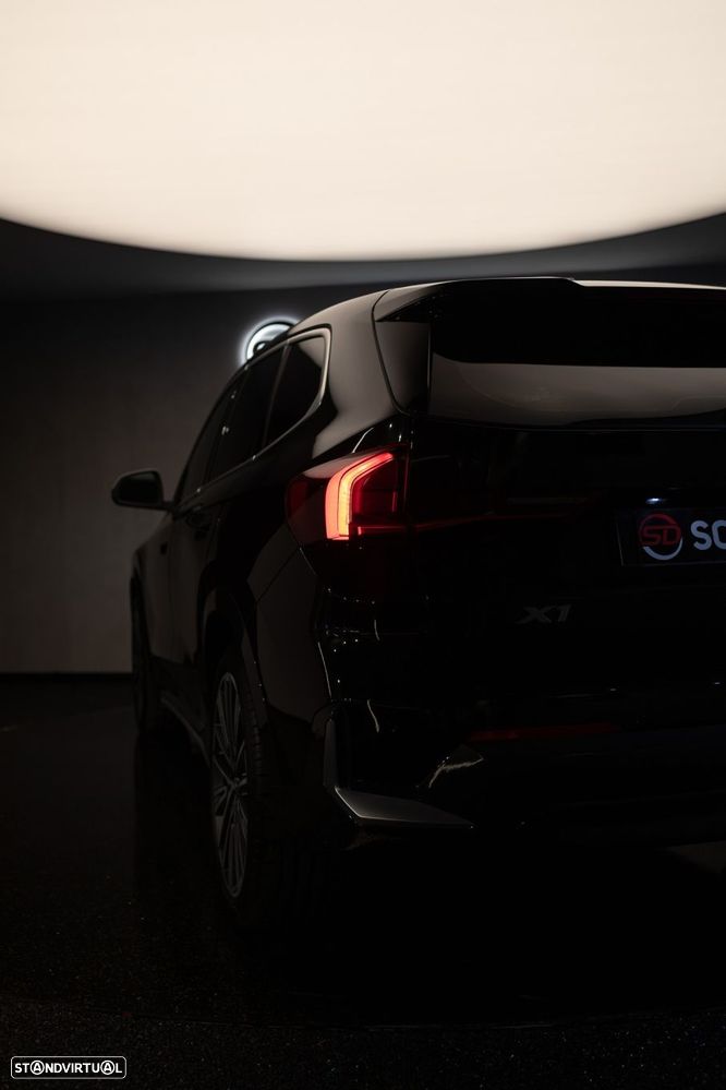 BMW iX1 eDrive20 xLine - 6