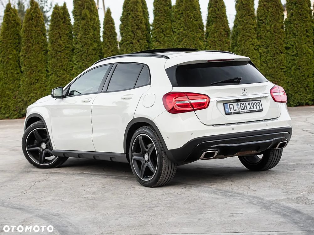 Mercedes-Benz GLA 220 d 4Matic 7G-DCT AMG Line - 10
