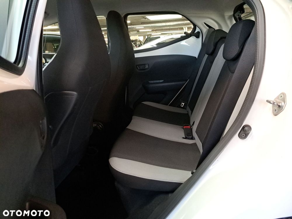 Toyota Aygo - 14