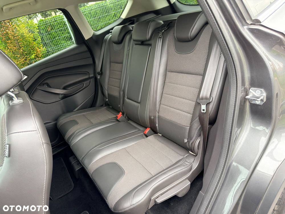 Ford Kuga 1.5 EcoBoost 2x4 Business Edition - 31