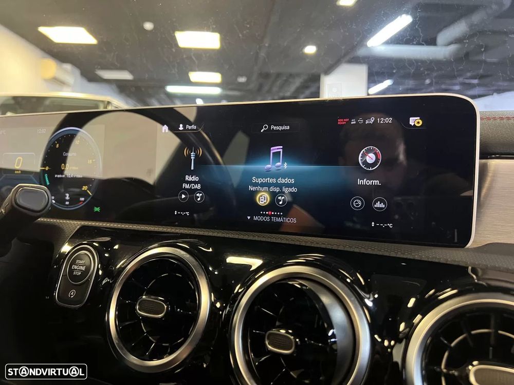 Mercedes-Benz CLA 180 d Shooting Brake AMG Line Aut. - 31