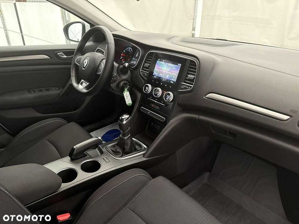 Renault Megane - 24
