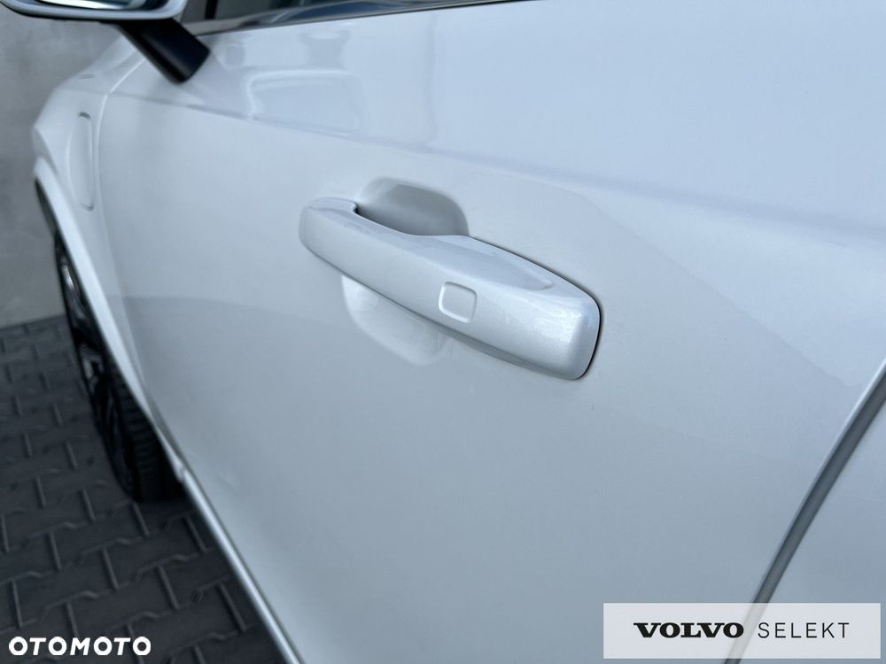 Volvo XC 90 - 23