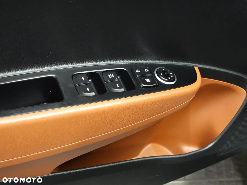 Hyundai i10 1.0 Intro Edition - 20
