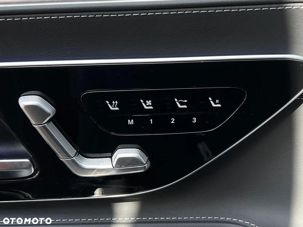 Mercedes-Benz SL AMG 63 4-Matic+ - 16