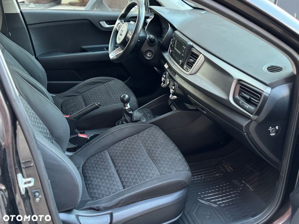 Kia Rio - 13