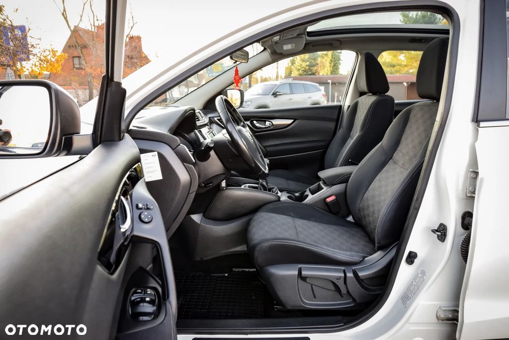 Nissan Qashqai - 15