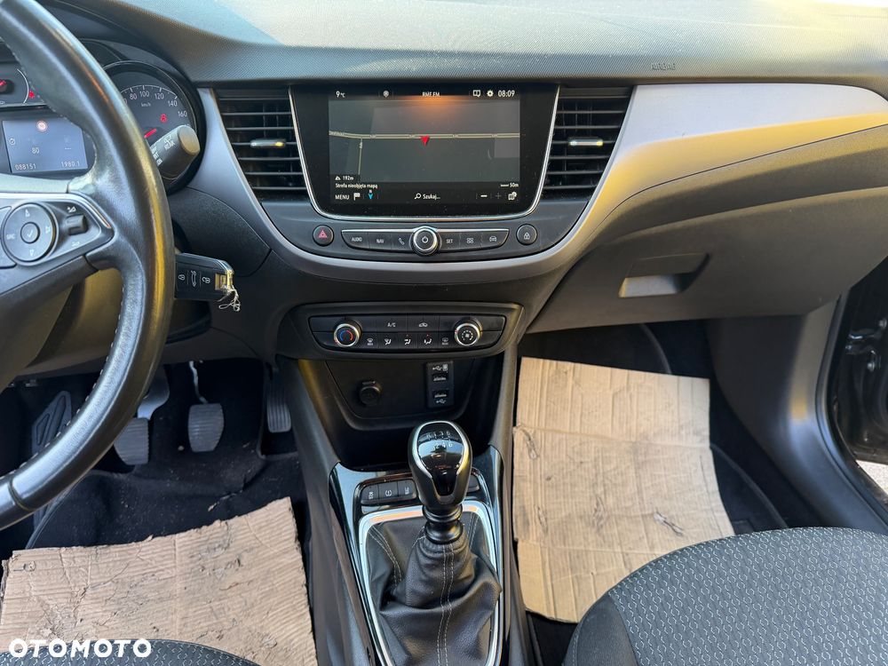 Opel Crossland X - 22