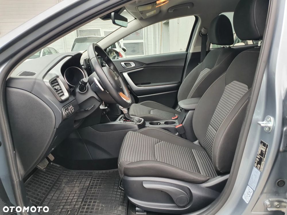 Kia XCeed 1.5 T-GDI M DCT - 28
