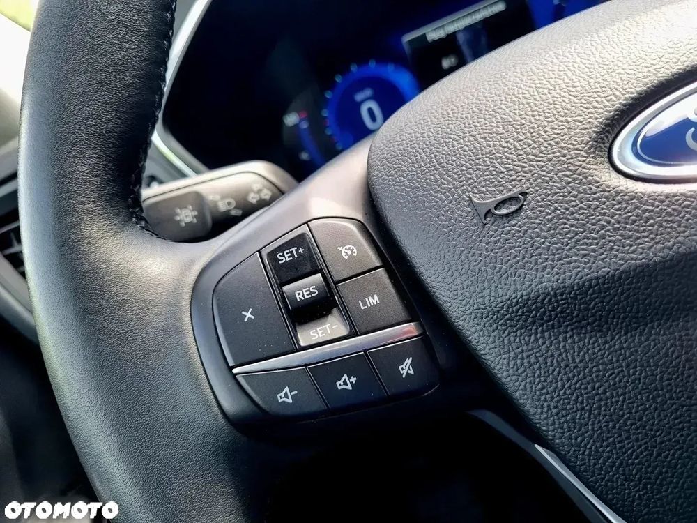 Ford Kuga 2.0 EcoBlue 4x4 TITANIUM - 20