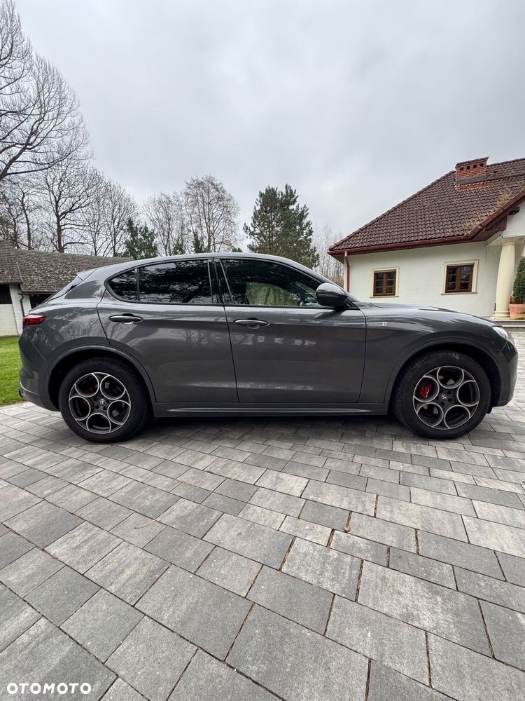 Alfa Romeo Stelvio 2.0 Turbo TI Q4 - 4
